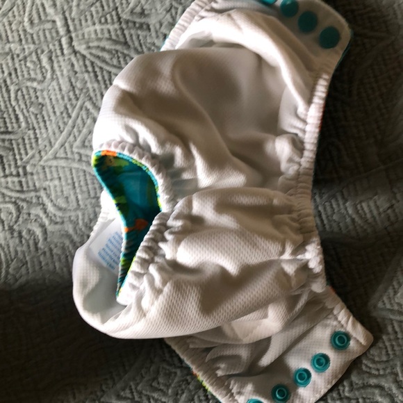 Swimming diaper and sun hat . - Picture 3 of 7